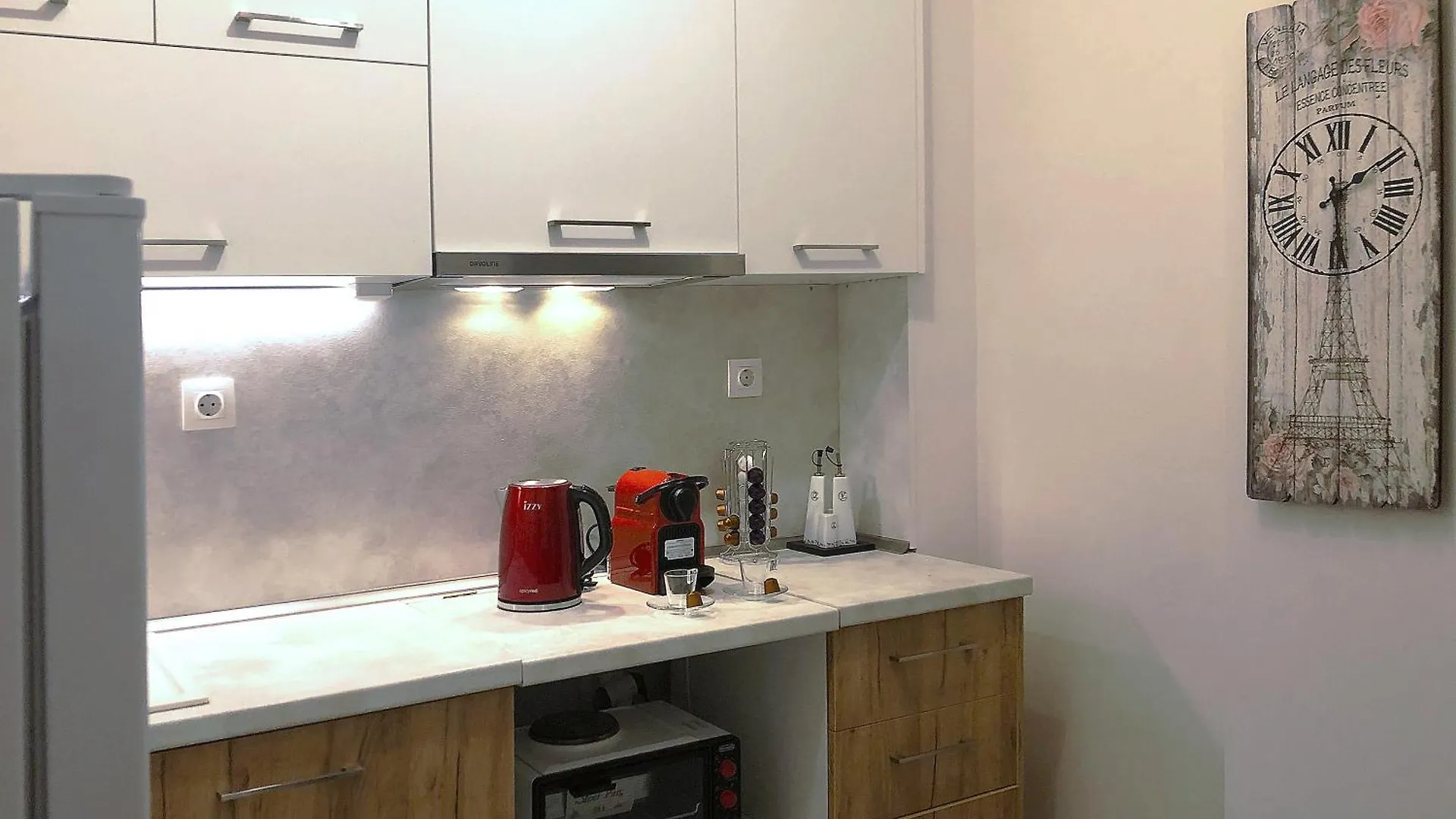 Nostos Luxury Apartment-Perfect Hospitality Thessaloniki 0*,  Greece